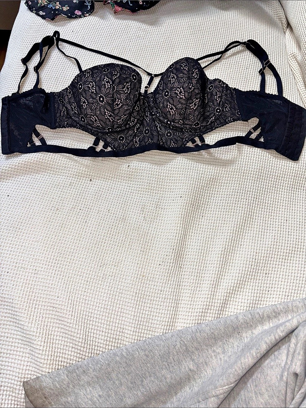 Victoria's Secret Black Floral Lace Bra